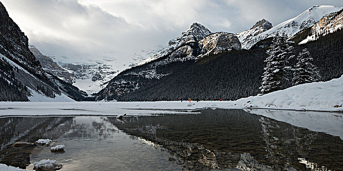 加拿大,落基山脉,雪,阴天,反射,湖,路易斯湖,艾伯塔省