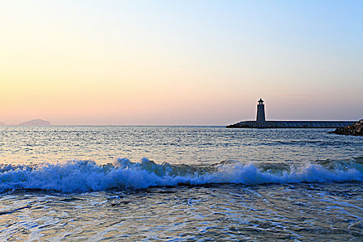 亚龙湾海岸风光