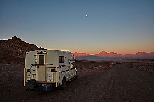 露营车,日落,佩特罗,阿塔卡马沙漠,智利