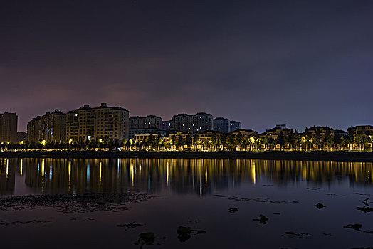 雨后城市