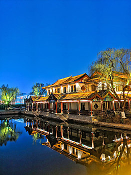 山东省济南市大明湖景区夜景