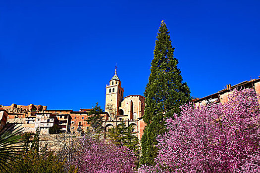 阿巴拉钦酒店,中世纪,城镇,春天,特鲁埃尔,西班牙