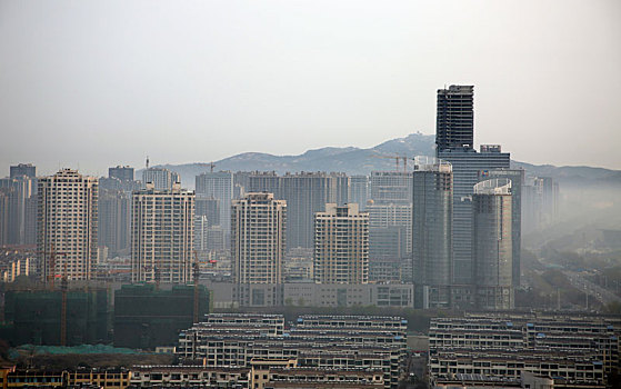 山东省日照市,山雨欲来风满楼,春季天气变化多端