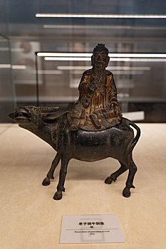 四川绵阳三台县博物馆藏文物明代老子骑牛铜像