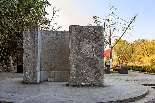 南京市长江观音景区古三台洞石雕石刻