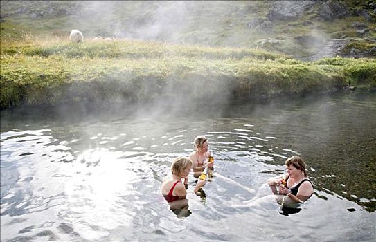 三个,冰岛,女人,啤酒,温暖,热,水池,兰德玛纳,欧洲