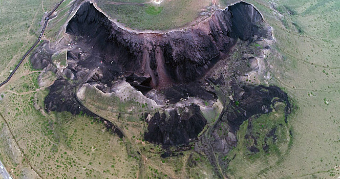 地质奇观,乌兰哈达六号火山