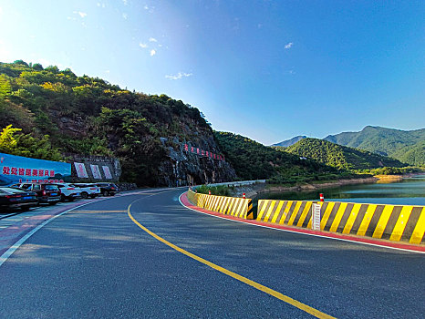 盘山路,山路,一路前行