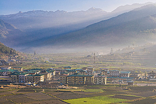 城市全貌,日出,不丹