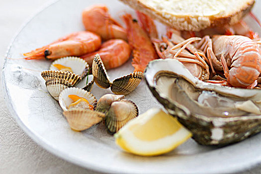 混合,海鲜,对虾,牡蛎,贻贝,挪威海蛰虾,柠檬,面包