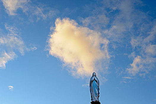圣母玛利亚,雕塑,蓝天