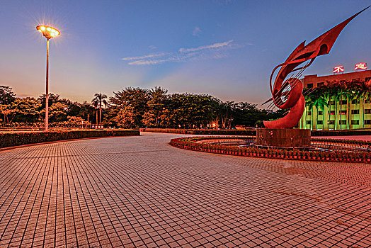 儋州新市委大楼夜景,广场,地标