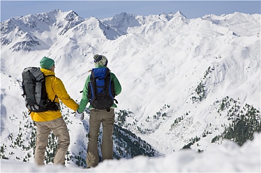 情侣,背包,握手,雪,山