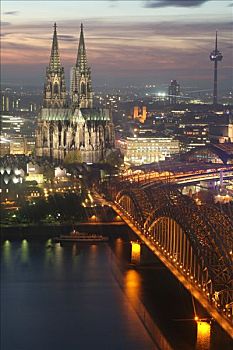 光亮,市中心,霍恩佐伦大桥,中央火车站,大教堂,科隆,北莱茵威斯特伐利亚,德国