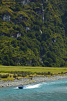 摩托艇,河,西布朗奇,瀑布,山谷,靠近,瓦纳卡,奥塔哥,南岛,新西兰