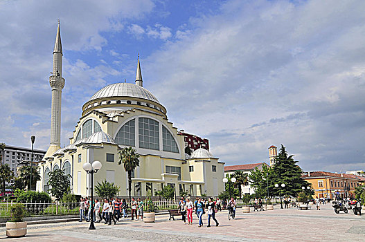 清真寺,阿尔巴尼亚
