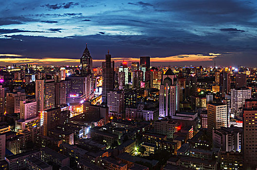 乌鲁木齐城市天际线夜景