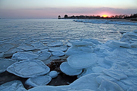 北戴河海冰