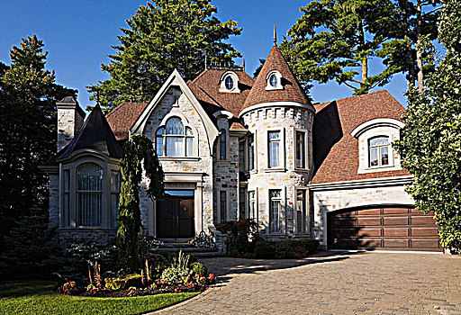 豪华,城堡,风格,住宅,家,两个,车库,风景,前院,铺路石,私家车道,魁北克,加拿大,图像,地产