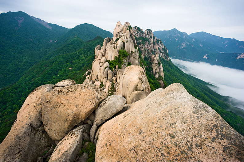 蔚山岩图片