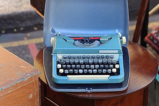 蓝色,打字机