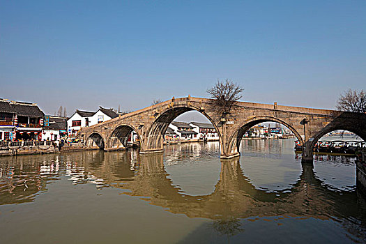 上海朱家角的放生桥