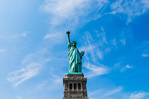 自由女神像,国家纪念建筑