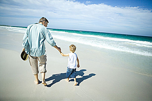 老人,孙子,走,海滩