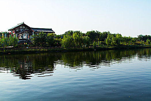 汉城湖风光