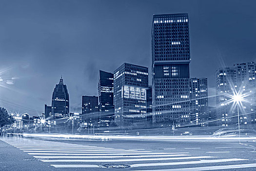 城市道路,建筑,夜景