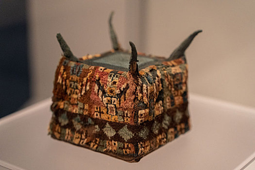 秘鲁中央银行附属博物馆瓦里帝国四角帽