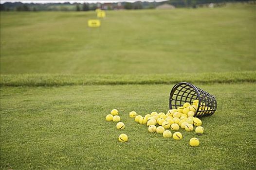 桶,球,高尔夫练习场,伯林顿,安大略省,加拿大