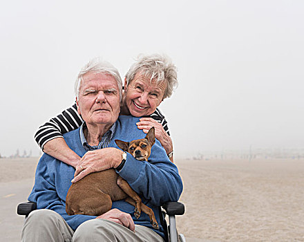 头像,老人,轮椅,妻子,狗,海滩,圣莫尼卡,加利福尼亚,美国