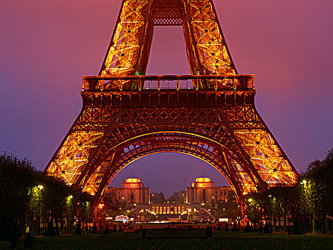 法国,巴黎,埃菲尔铁塔,光亮,黄昏