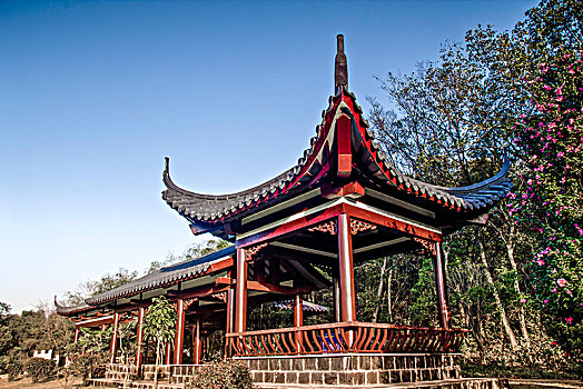 江苏省南京市中山植物园古建筑景观