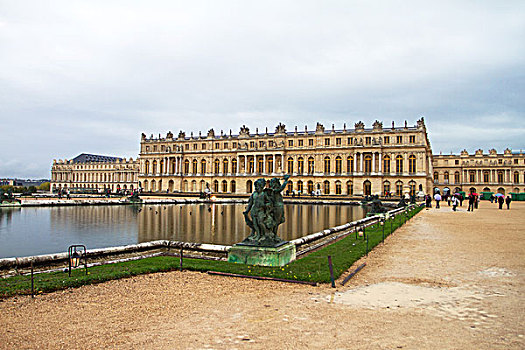 凡尔赛宫外景
