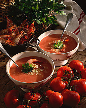 西红柿,虾汤
