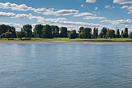 莱茵河,蓝天,云