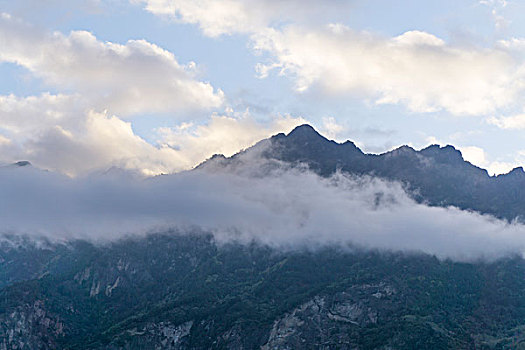 四川丹巴家居脏扎