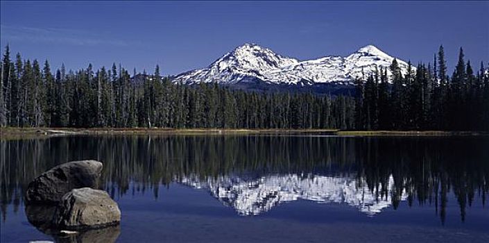 湖,北方,中间,姐妹,顶峰,威勒米特国家公园,俄勒冈,美国