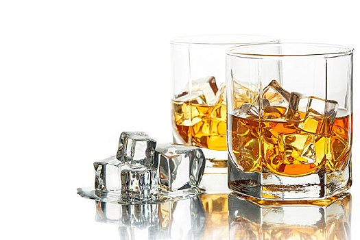 威士忌酒杯,冰