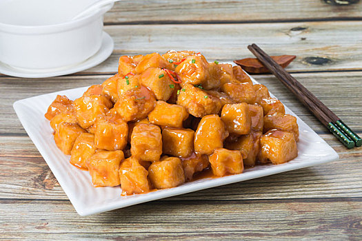 中式菜肴糖醋茄汁豆腐