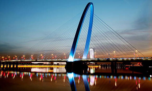西安灞河彩虹桥