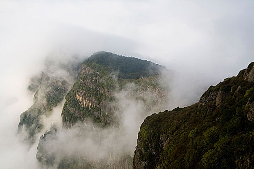 峨眉山