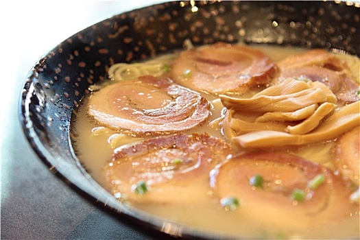 猪肉,面条,日式