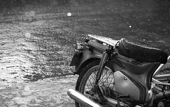 摩托车,特写,雨滴