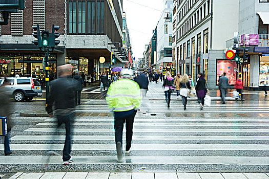 瑞典,斯德哥尔摩,行人,穿过,街道