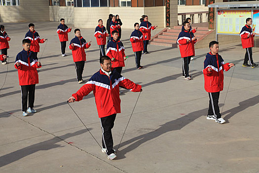 冬季,新疆,哈密,跳绳,学生,迎元旦,体育,新年,青春,律动