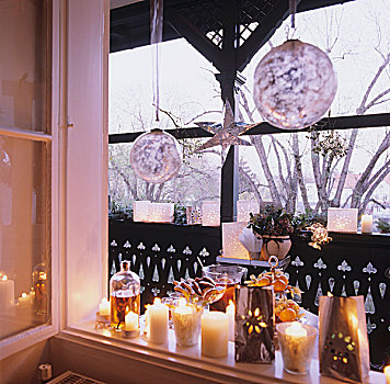 圣诞装饰,蜡烛,窗边,露台