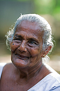 67岁,老,婚姻,一个,十一月,2007年,斯里兰卡
